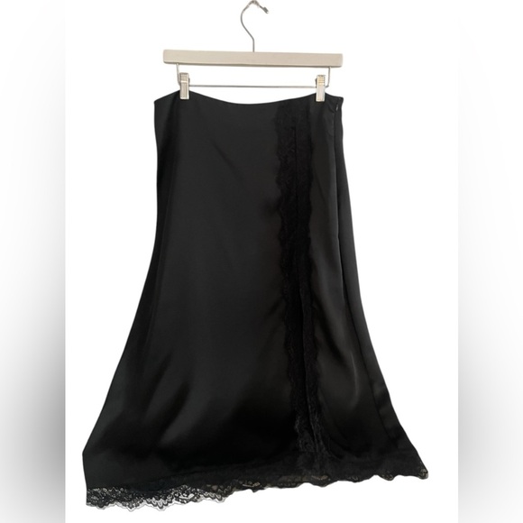 House of Harlow 1960 Black Lace maxi Satin skirt size medium - Picture 9 of 14
